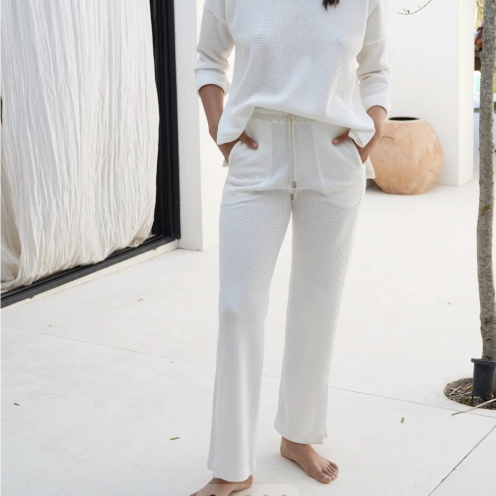 Duvian Ribbed Tan Pants